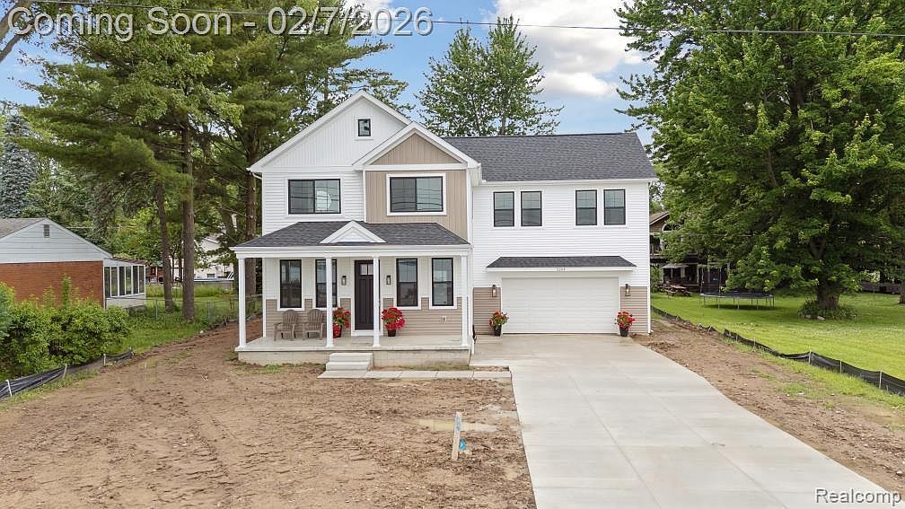 5264 Cooley Lake Rd Waterford, MI 48327 - Thumbnail 2