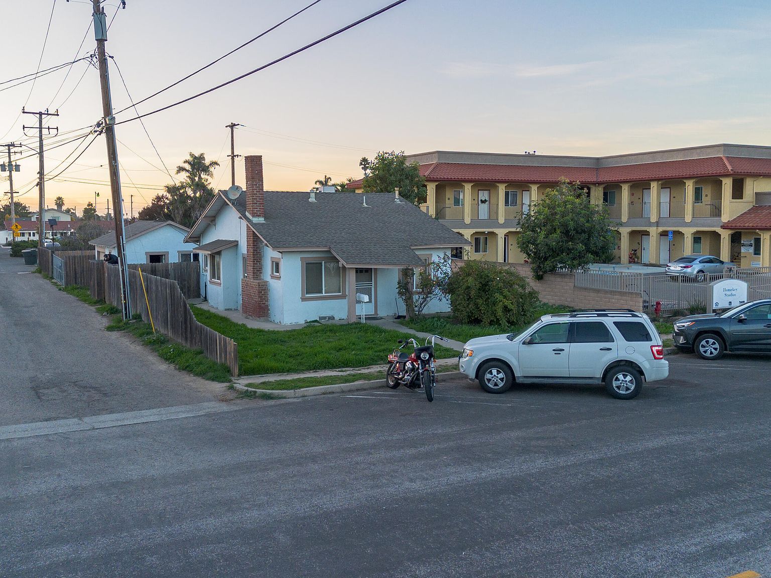 113 N B St Lompoc, CA 93436 - Thumbnail 2