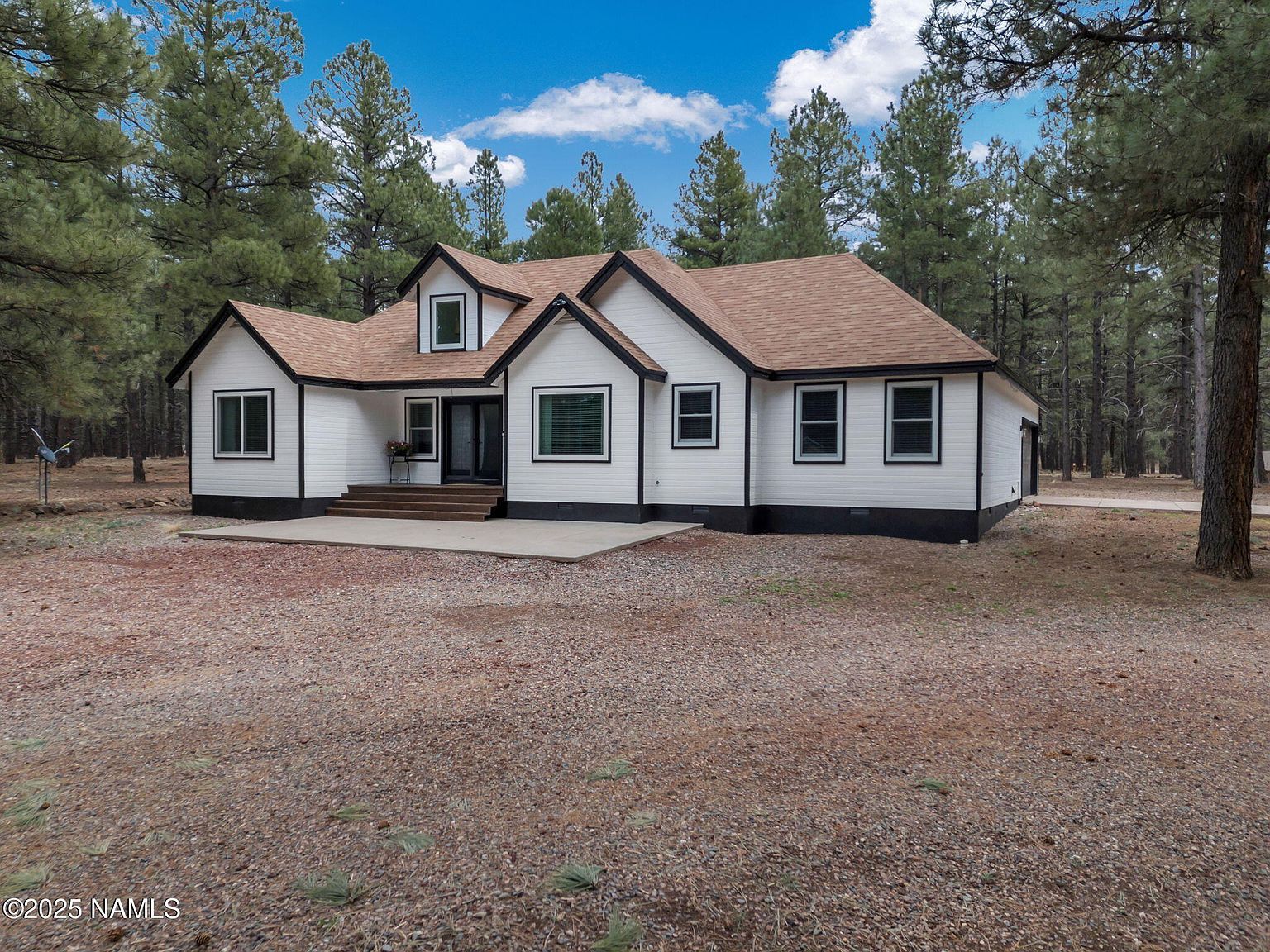 389 N Laramy Ln Parks, AZ 86018 - Thumbnail 2