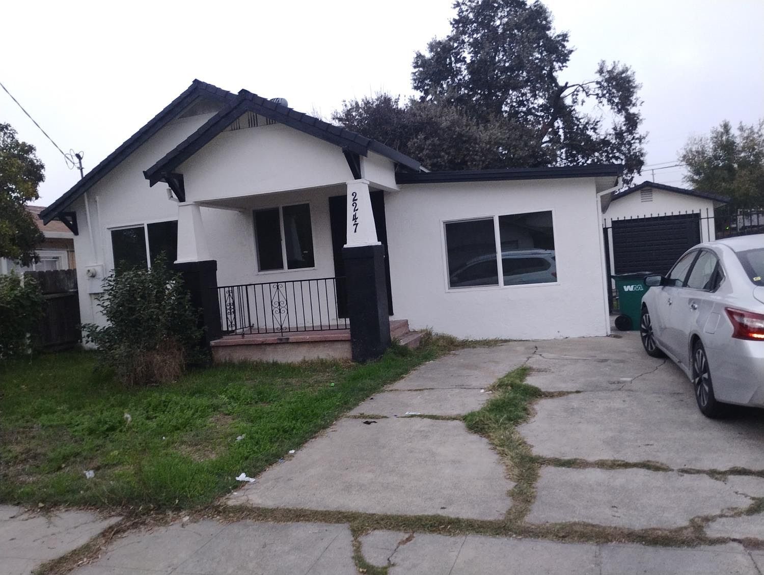 2247 Alma St Stockton, CA 95205 - Thumbnail 2