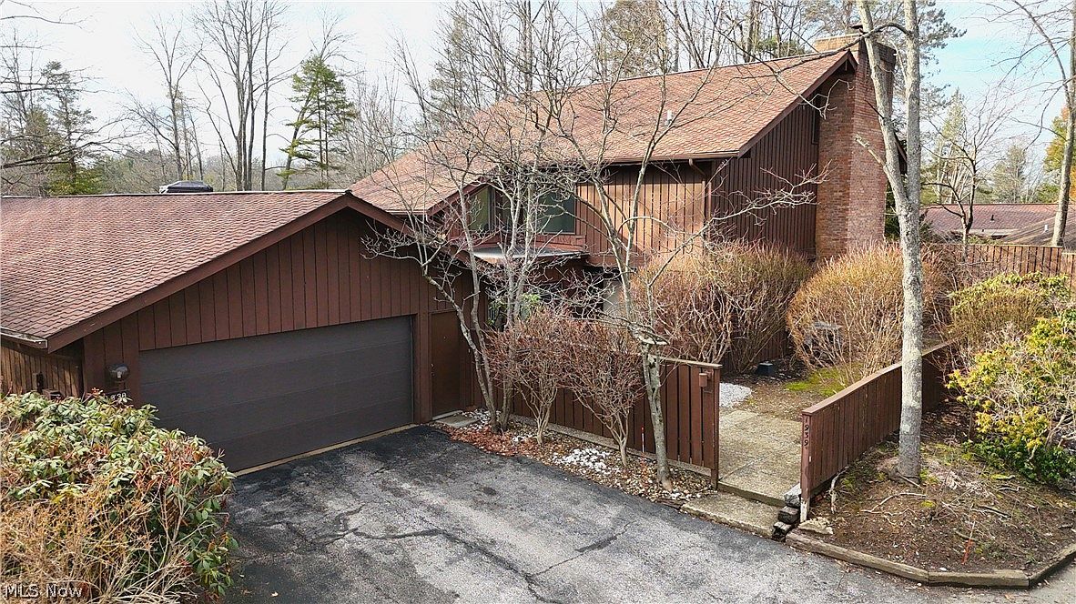 1939 Pine Dr Kent, OH 44240 - Thumbnail 2