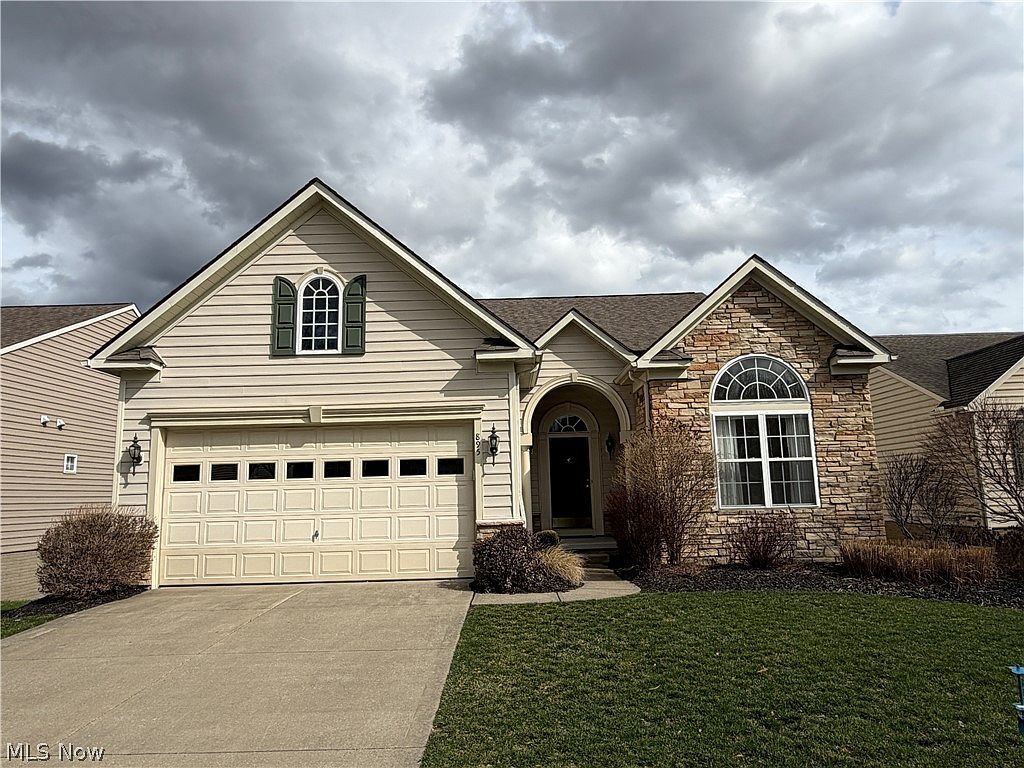 895 Highridge Ln Kent, OH 44240 - Thumbnail 2
