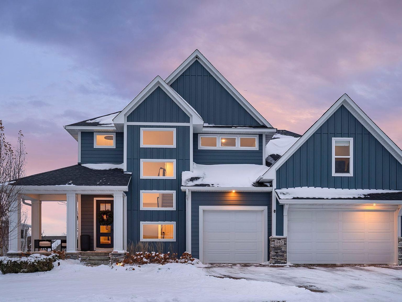 845 Juniper Cir N Lake Elmo, MN 55042 - Thumbnail 2