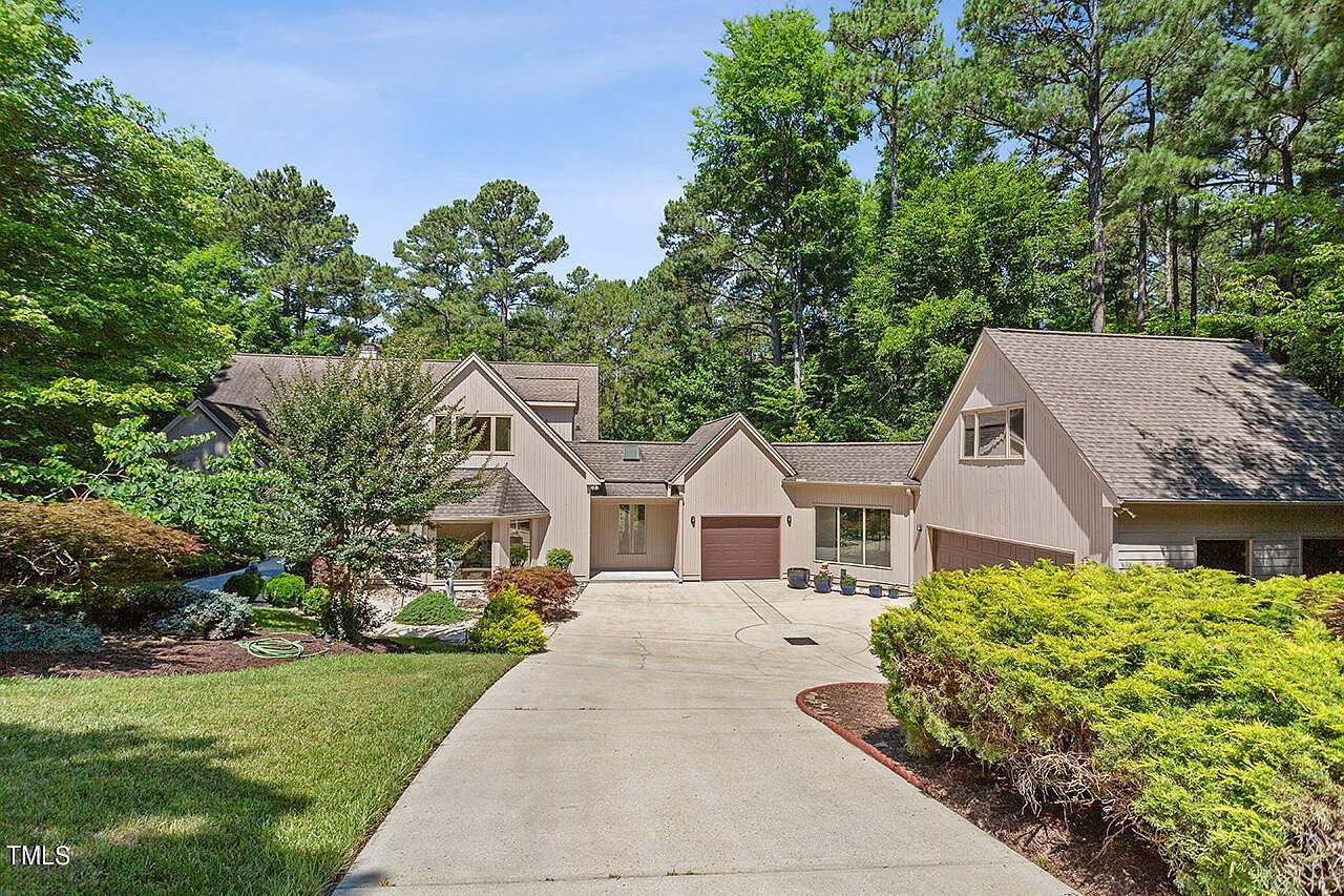 12117 Cliffside Cir Raleigh, NC 27614 - Thumbnail 2