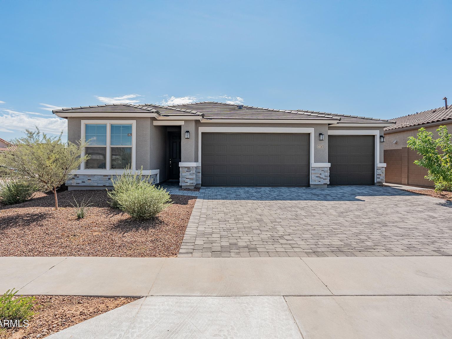 17745 W Running Deer Trl Surprise, AZ 85387 - Thumbnail 2