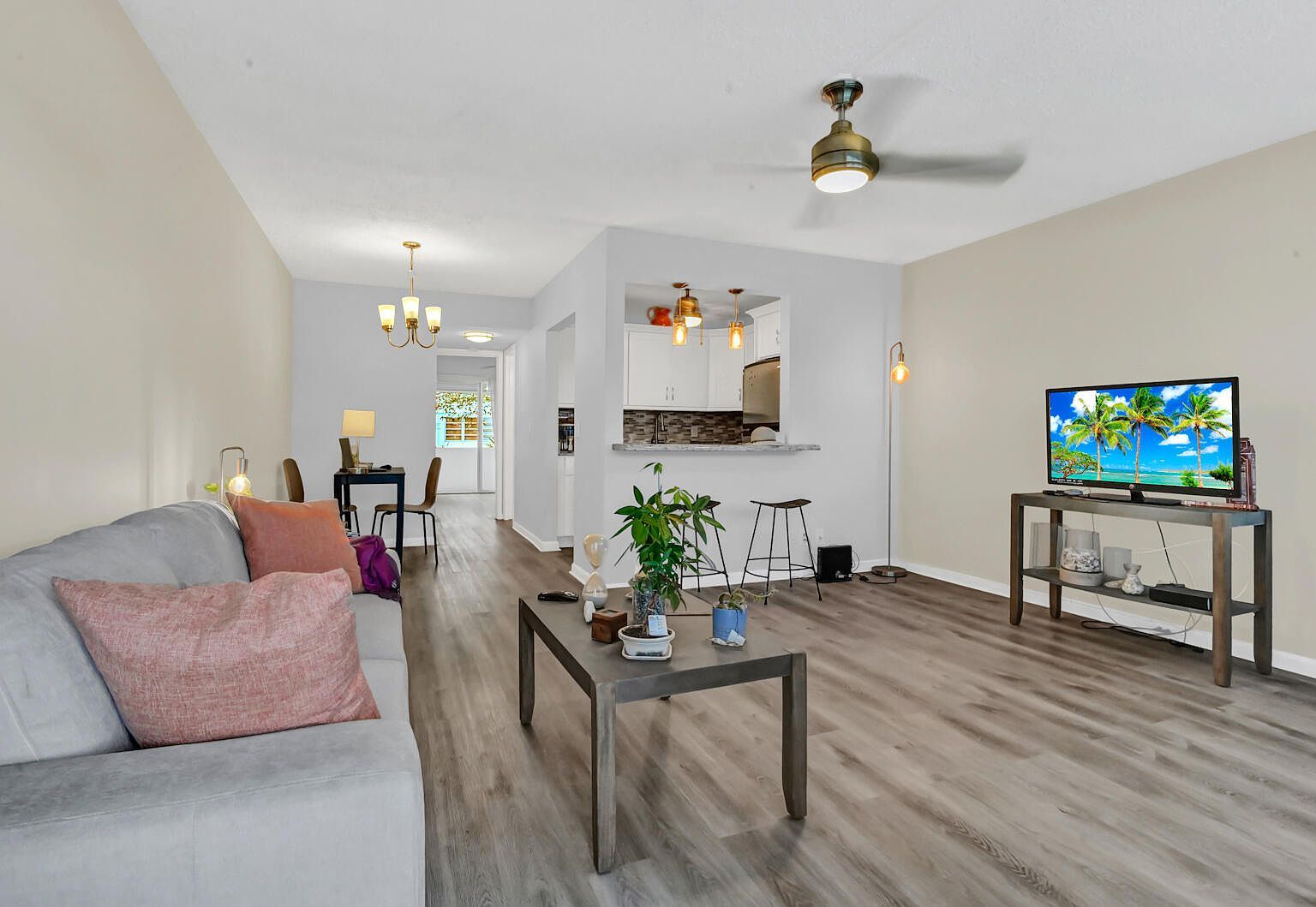 169 Oakridge Cir #169-L Deerfield Beach, FL 33442 - Thumbnail 2