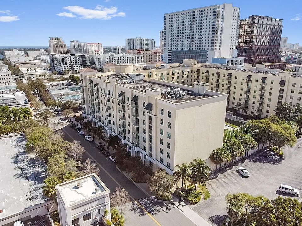 610 Clematis St APT 638 West Palm Beach, FL 33401 - Thumbnail 2