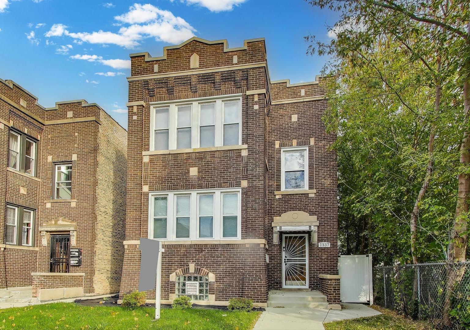 1337 S Austin Blvd Cicero, IL 60804 - Thumbnail 2