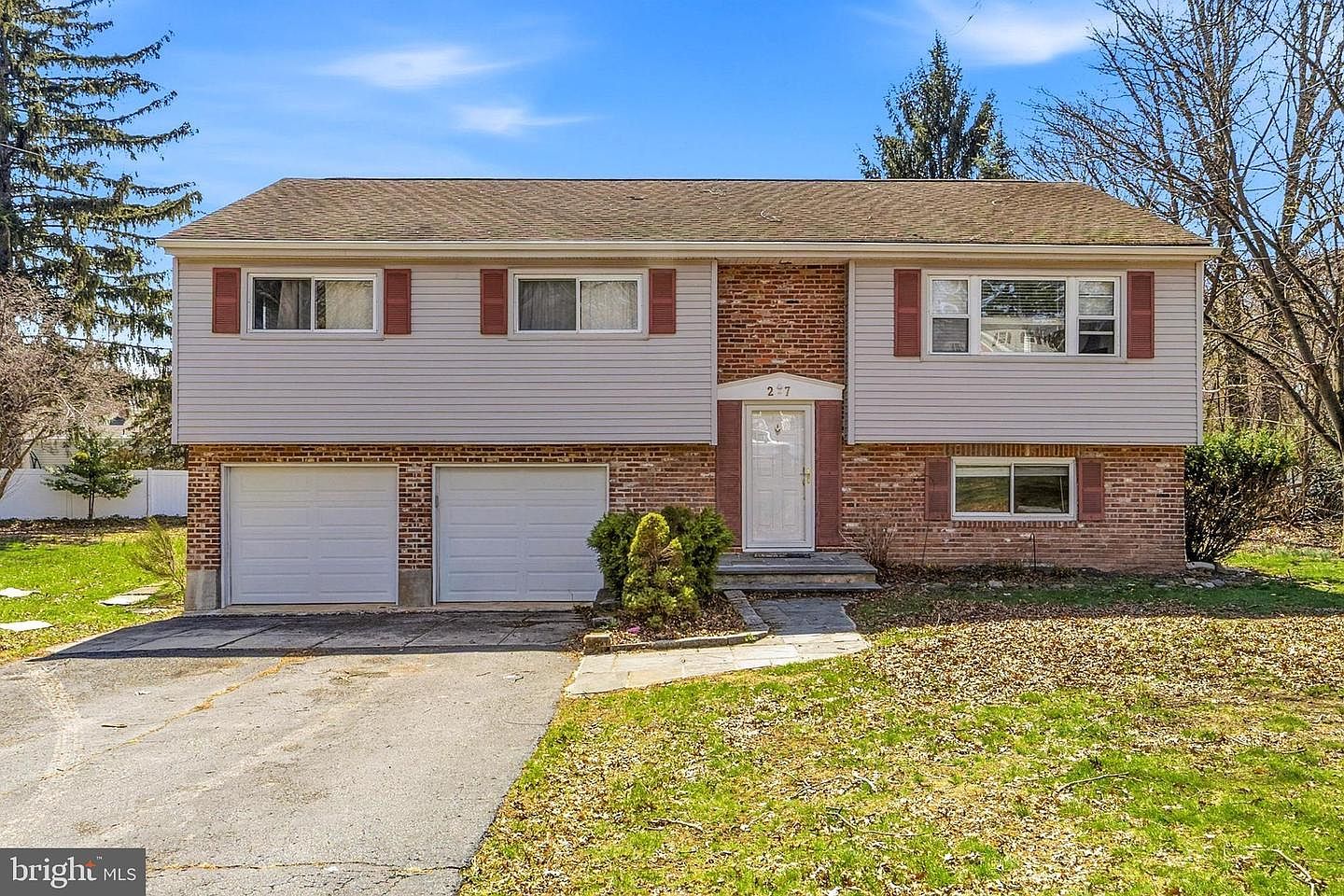 27 Bayberry Rd Ewing, NJ 08618  | Single Family