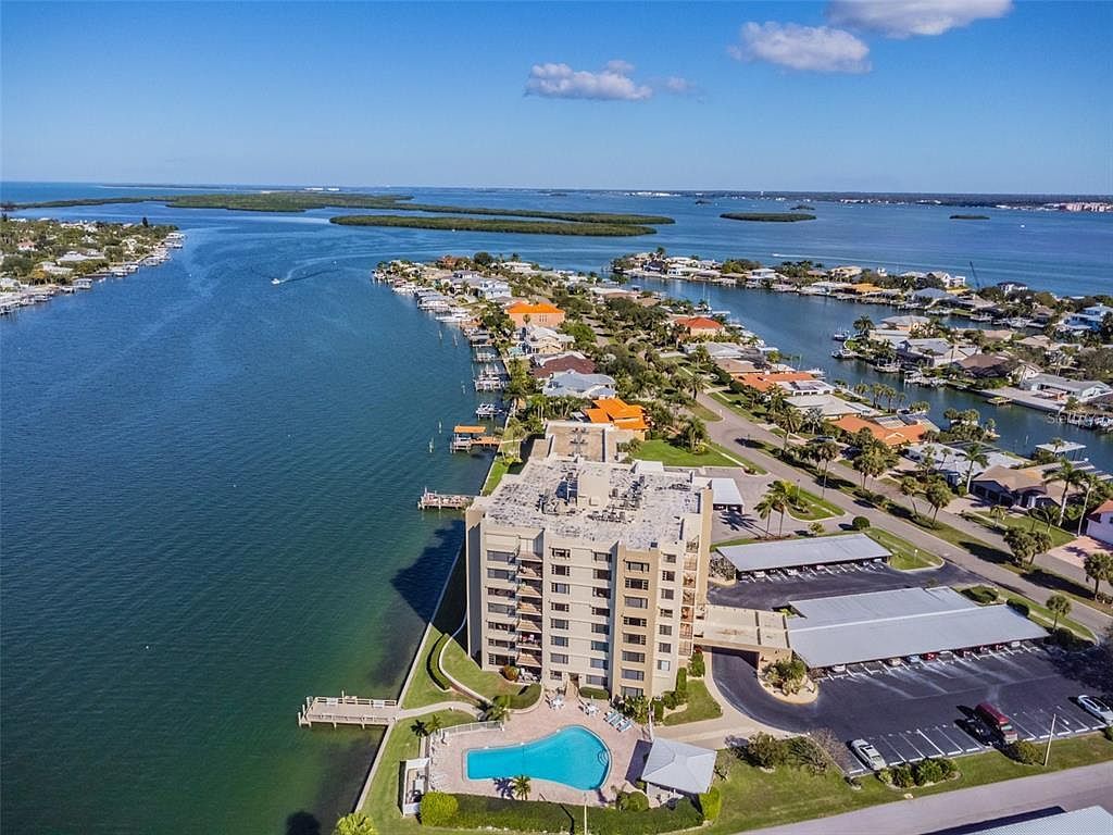 750 Island Way APT 101 Clearwater, FL 33767 - Thumbnail 2