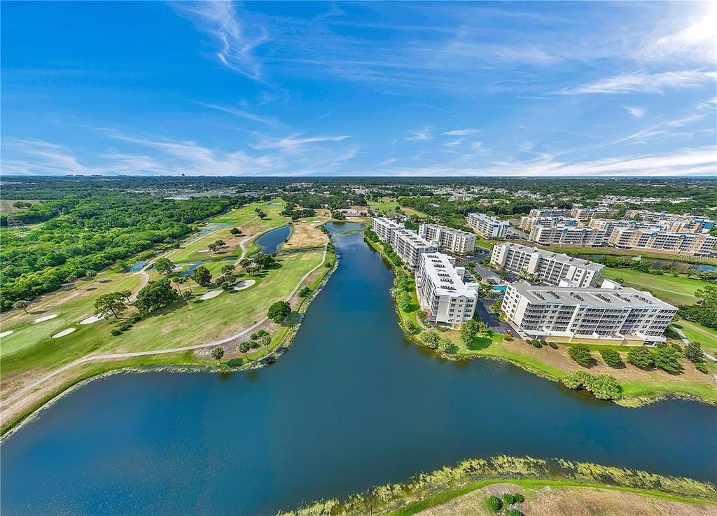 1200 Country Club Dr APT 5506 Largo, FL 33771 - Thumbnail 2