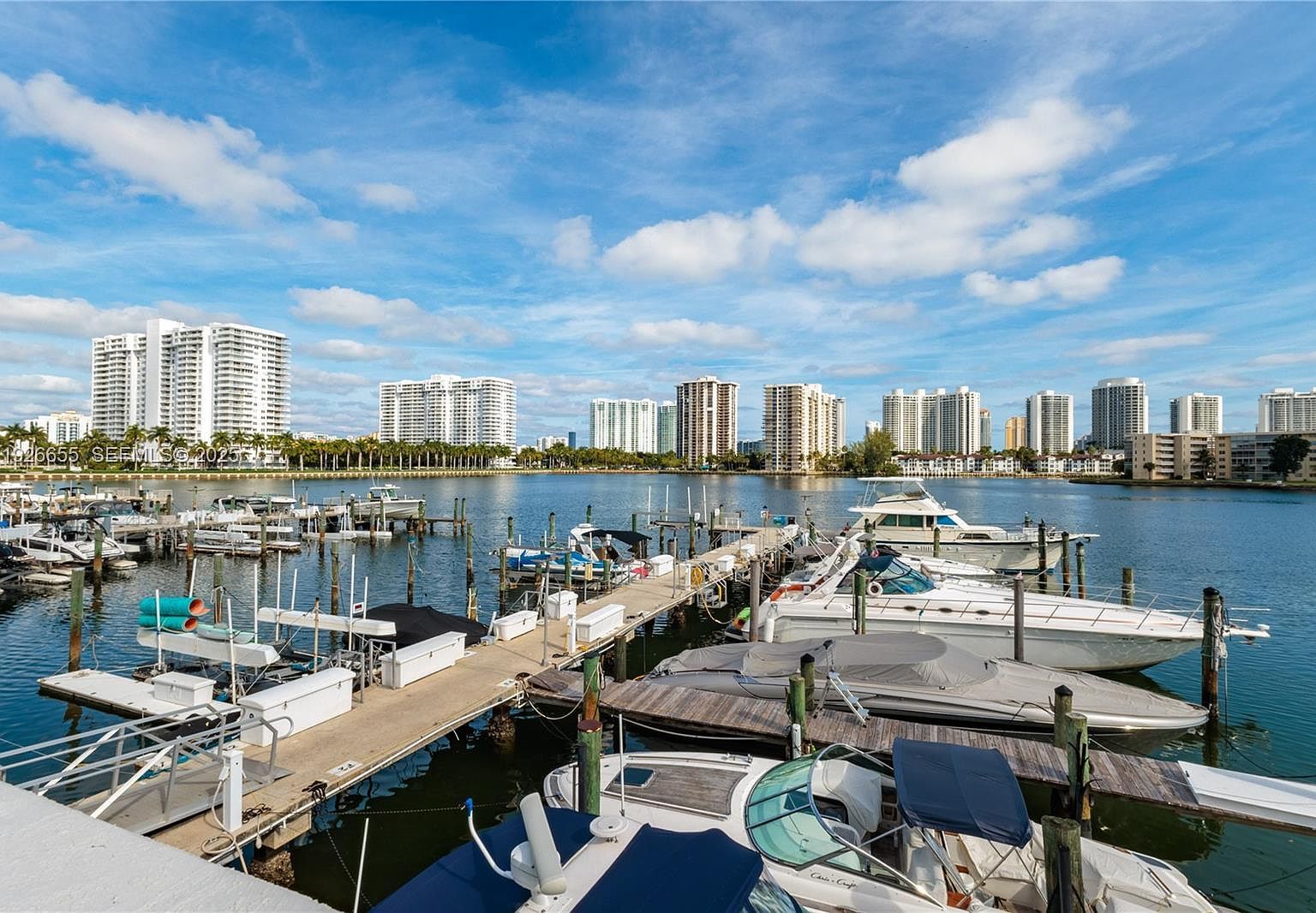 18011 Biscayne Blvd APT 1501 Aventura, FL 33160 - Thumbnail 2