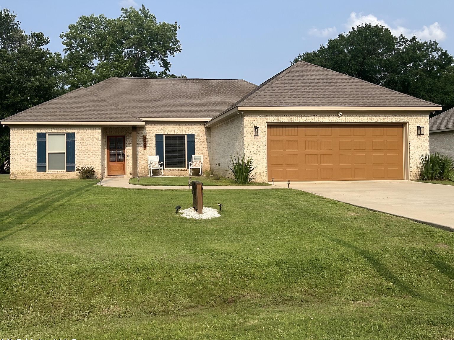 320 Scarbrough Cir Richland, MS 39218 - Thumbnail 2