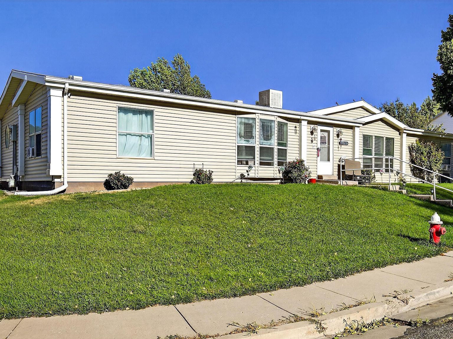 1672 Northfield Rd Cedar City, UT 84721 - Thumbnail 2