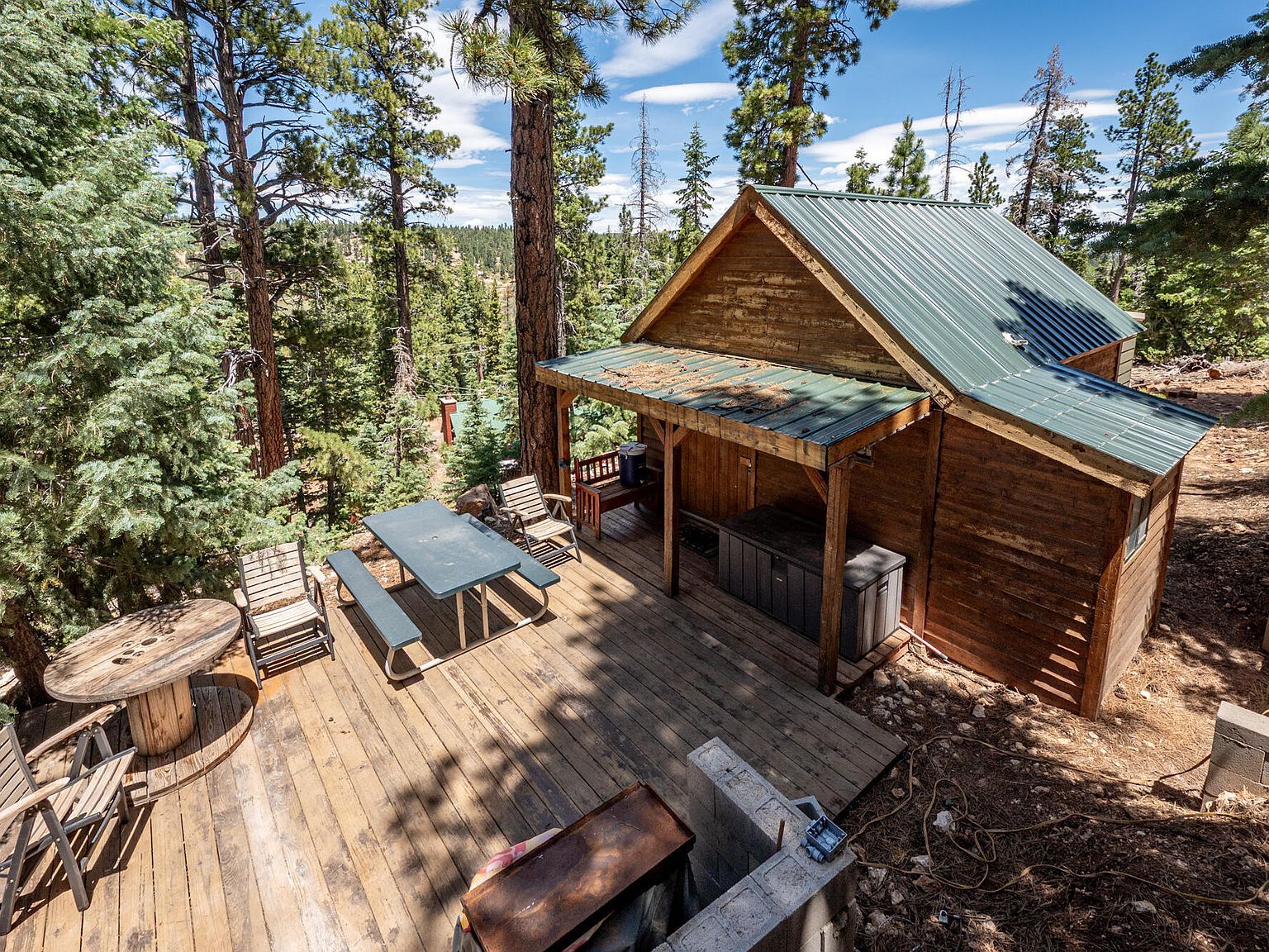 1010 E Pioneer Rd Alton, UT 84710 - Thumbnail 2