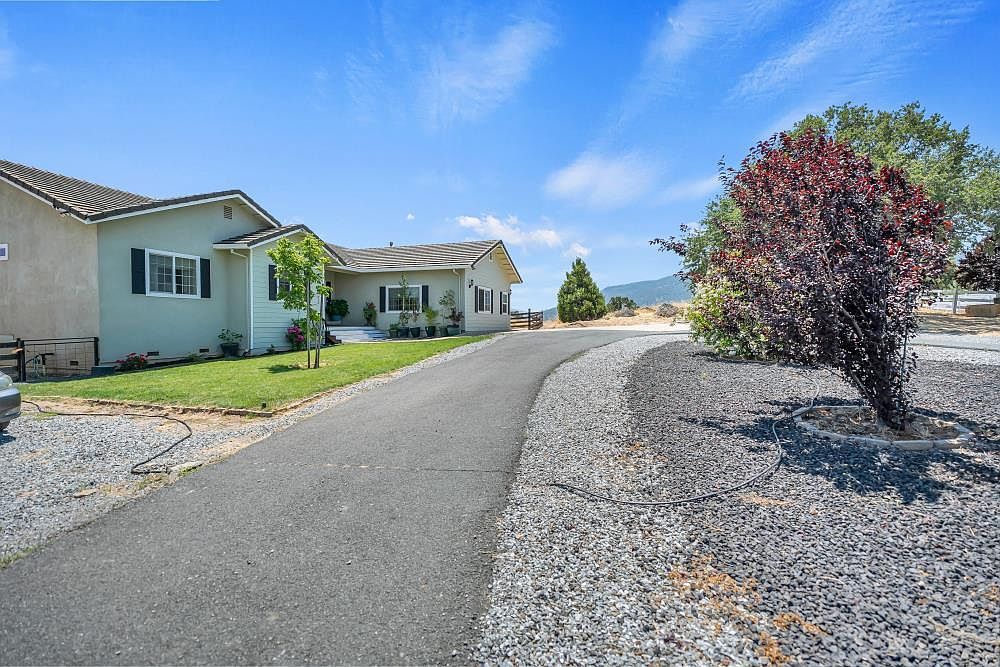 1221 Magers Rd San Andreas, CA 95249 - Thumbnail 2