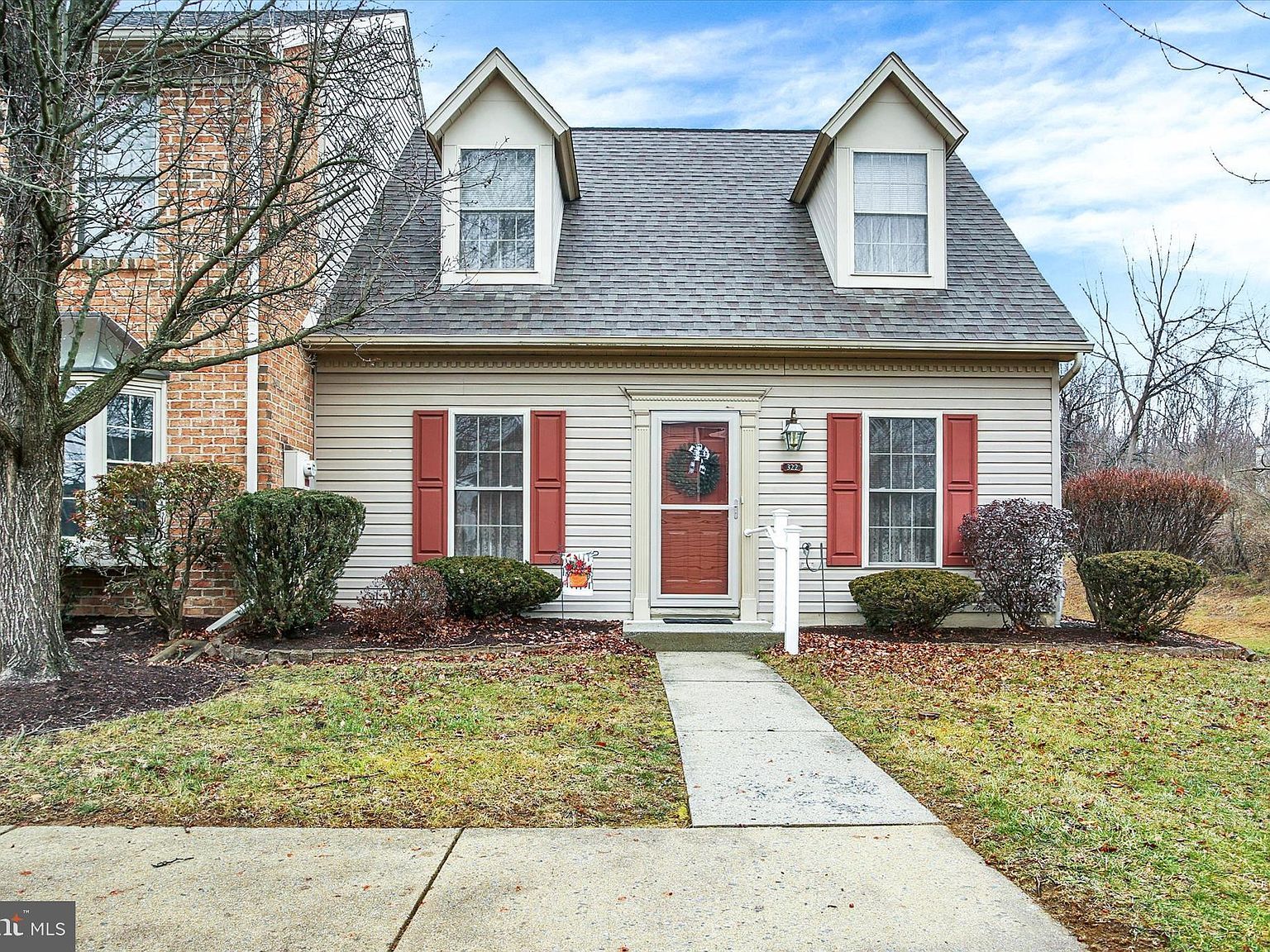 322 Woodland View Ct Harrisburg, PA 17110 - Thumbnail 2