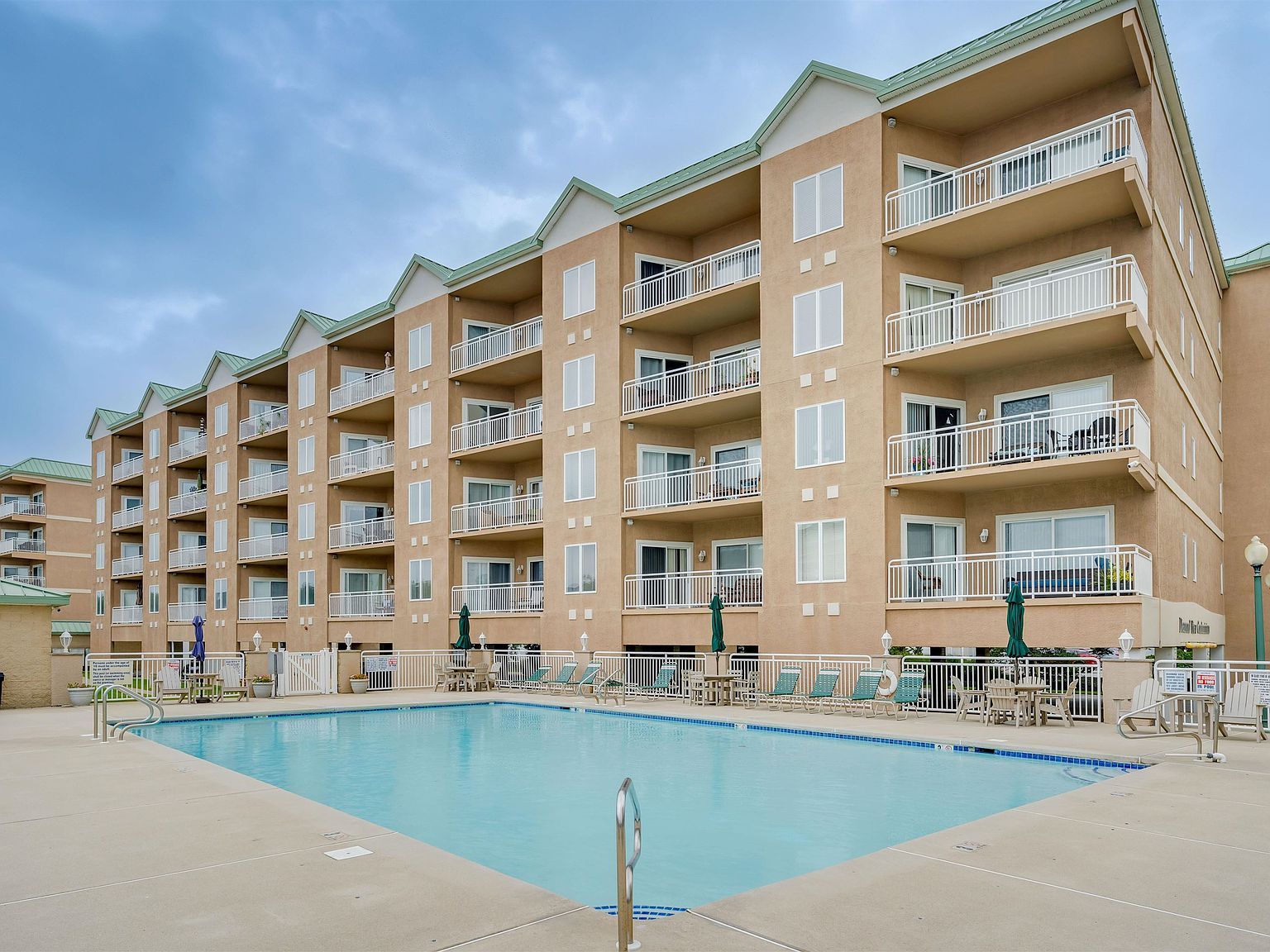 301 E Rochester Ave UNIT 412 West Wildwood, NJ 08260 - Thumbnail 2