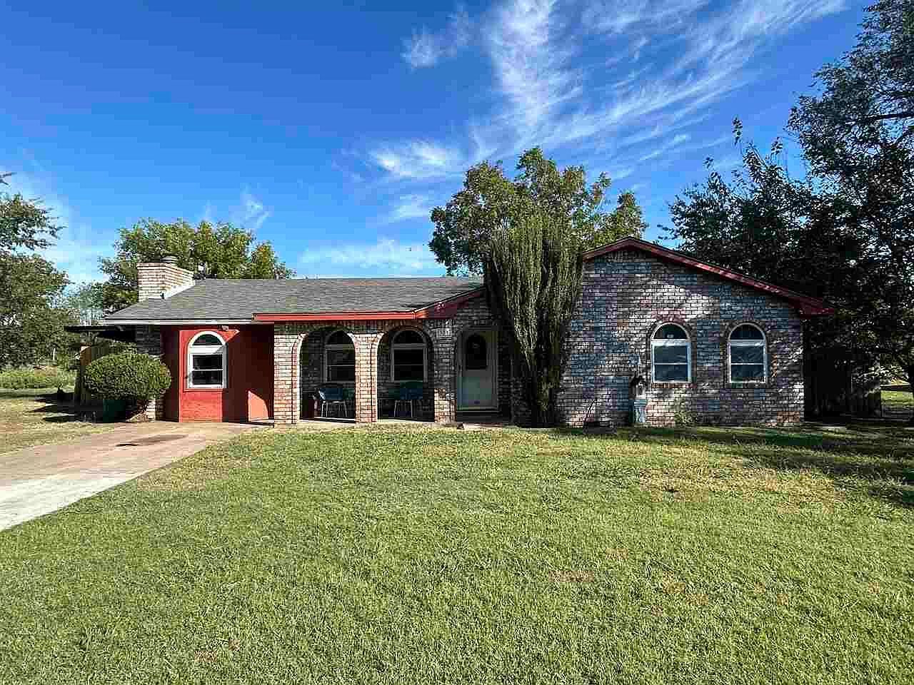 309 W Ohio St Walters, OK 73572 - Thumbnail 2