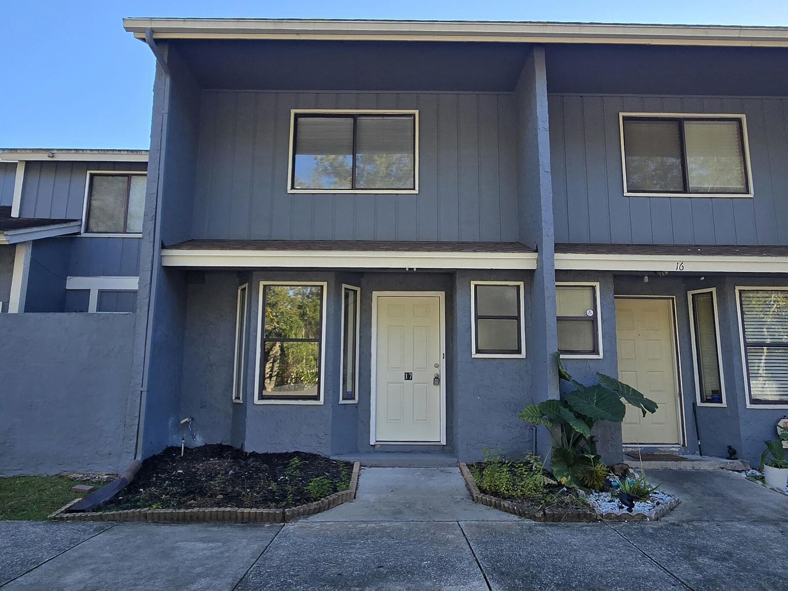 3517 Peeler Rd APT 17 Jacksonville, FL 32277 - Thumbnail 2