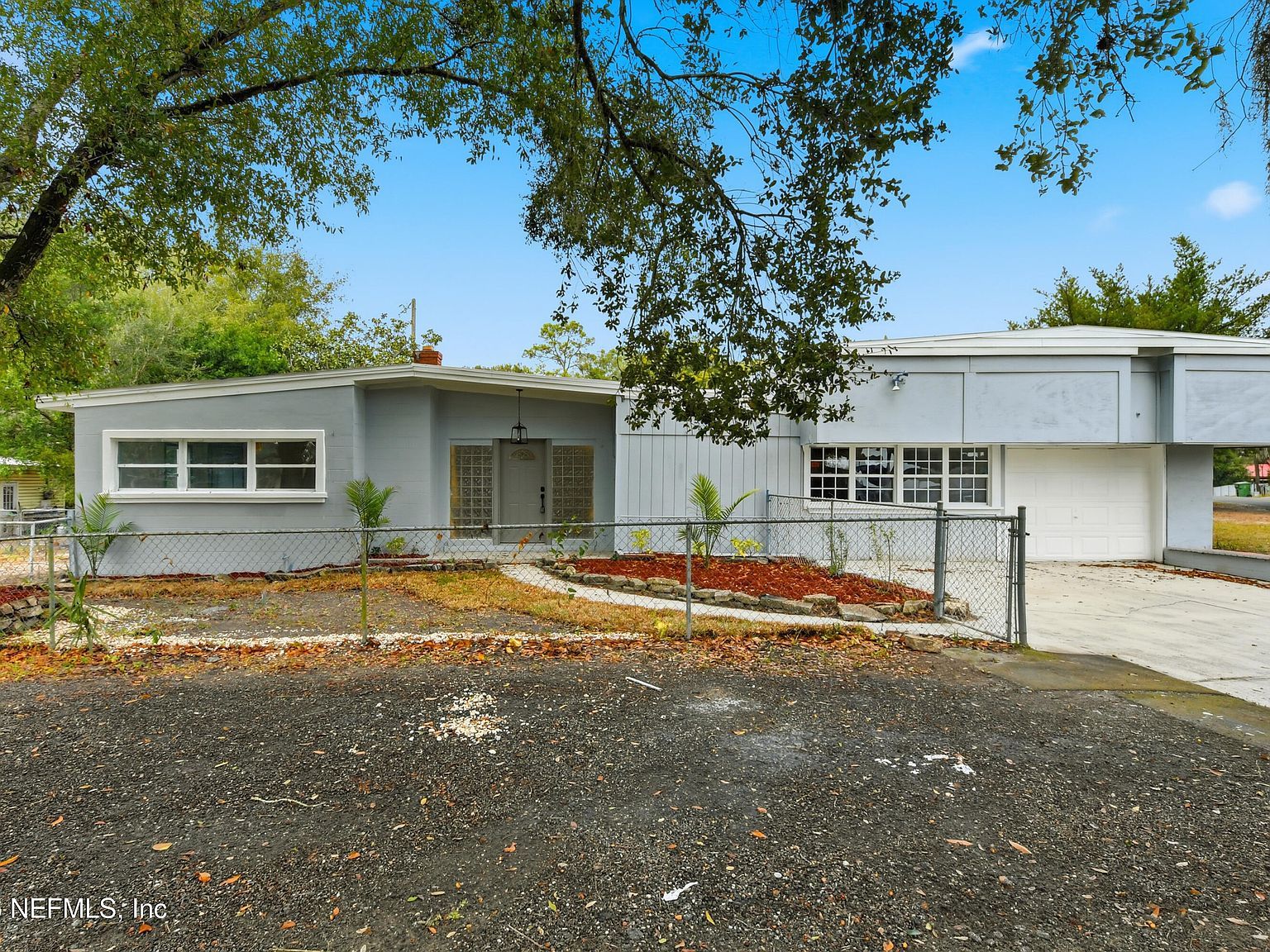 202 Azalea Cir Palatka, FL 32177 - Thumbnail 2