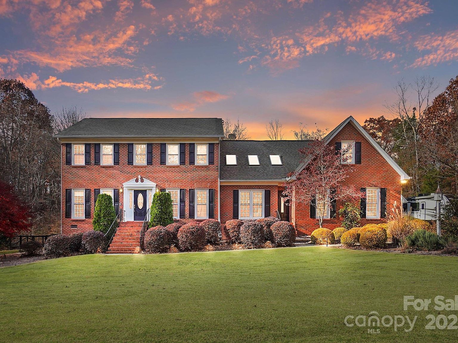 10915 Tara Oaks Dr Charlotte, NC 28227 - Thumbnail 2