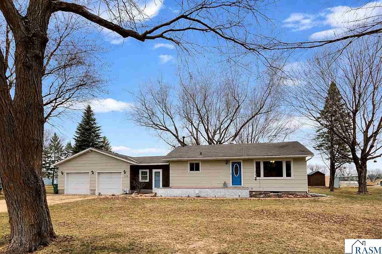 208 E South St Janesville, MN 56048 - Thumbnail 2