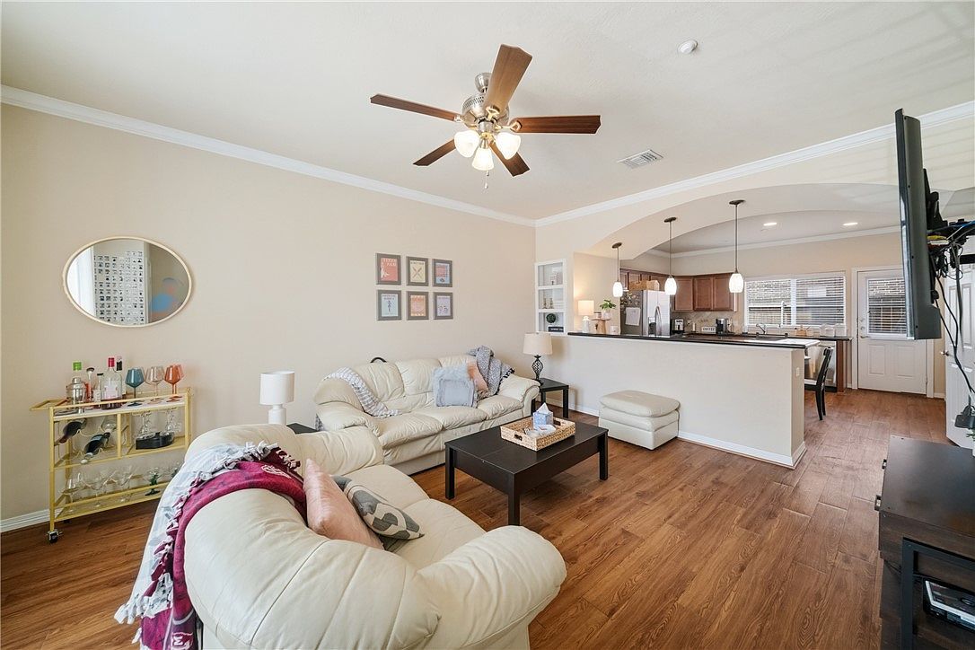 1198 Jones Butler Rd APT 2401 College Station, TX 77840  | Condominium