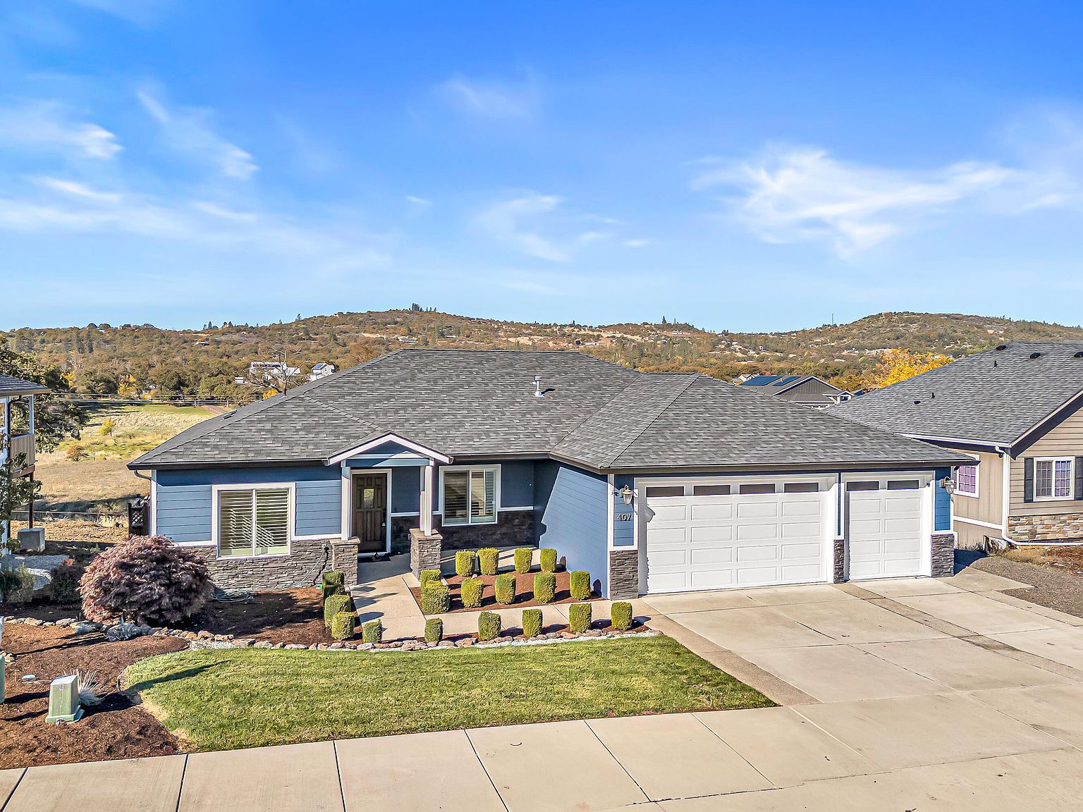 407 N Deanjou Ave Eagle Pt, OR 97524 - Thumbnail 2