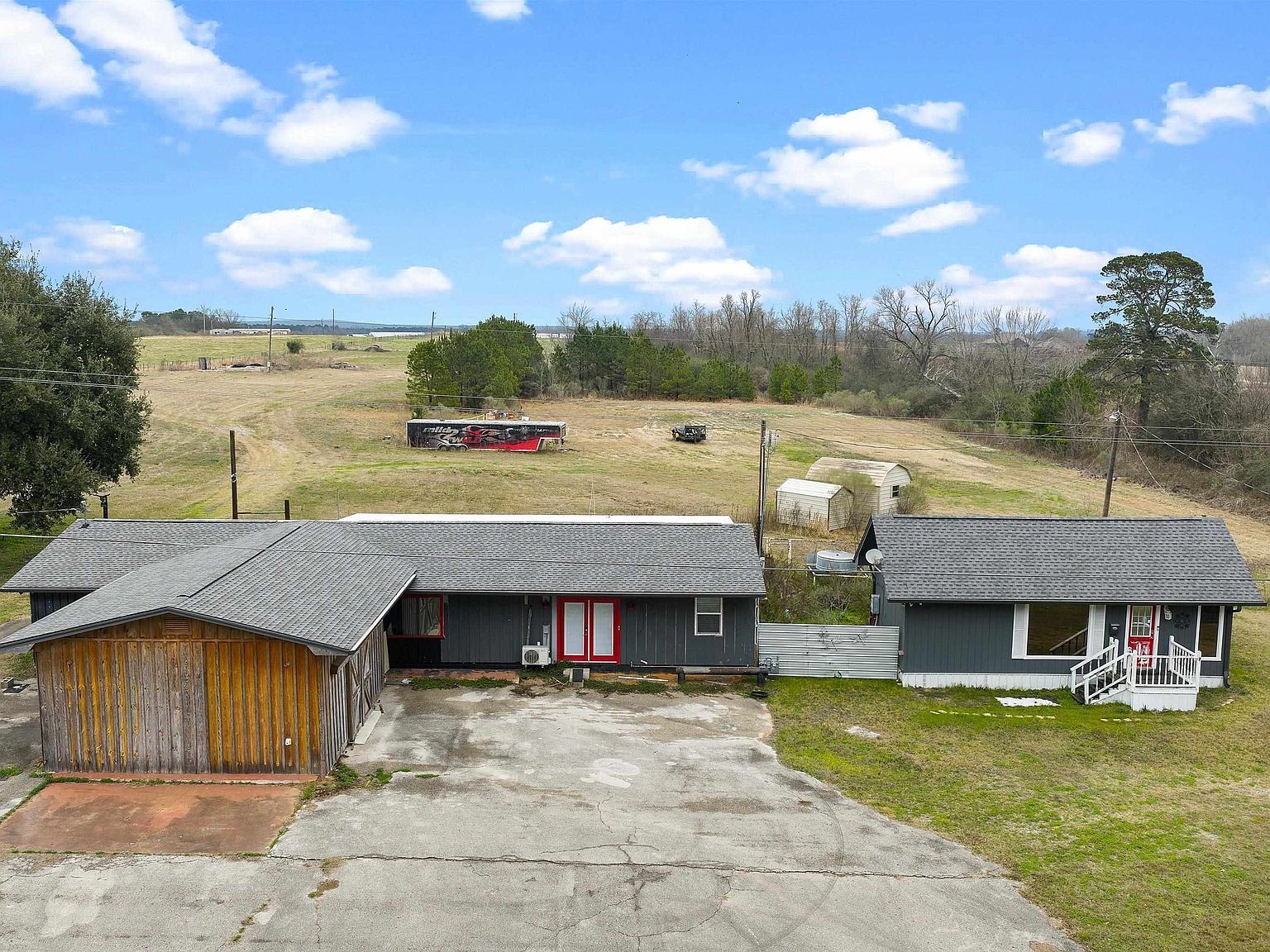 1869 South St S #87 Center, TX 75935 - Thumbnail 2