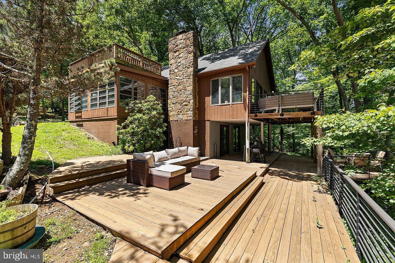 274 Three Oaks Dr Gore, VA 22637 | Single Family