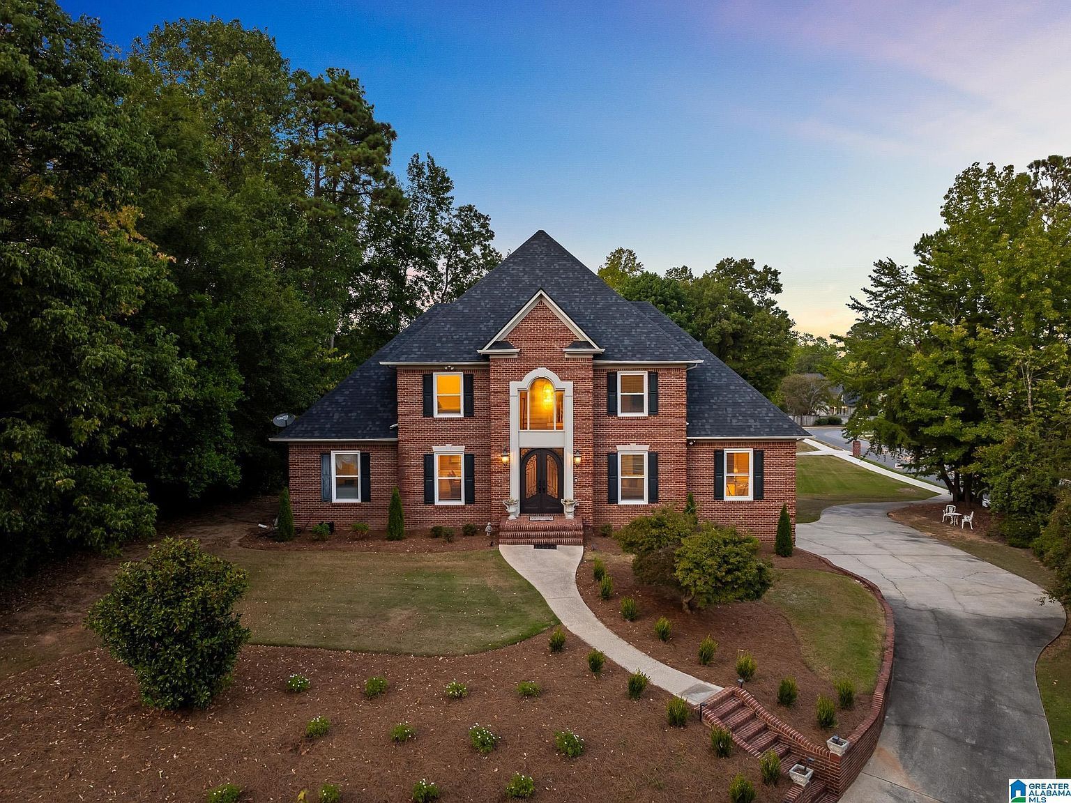 189 Highland Crest Pkwy Hoover, AL 35226 - Thumbnail 2