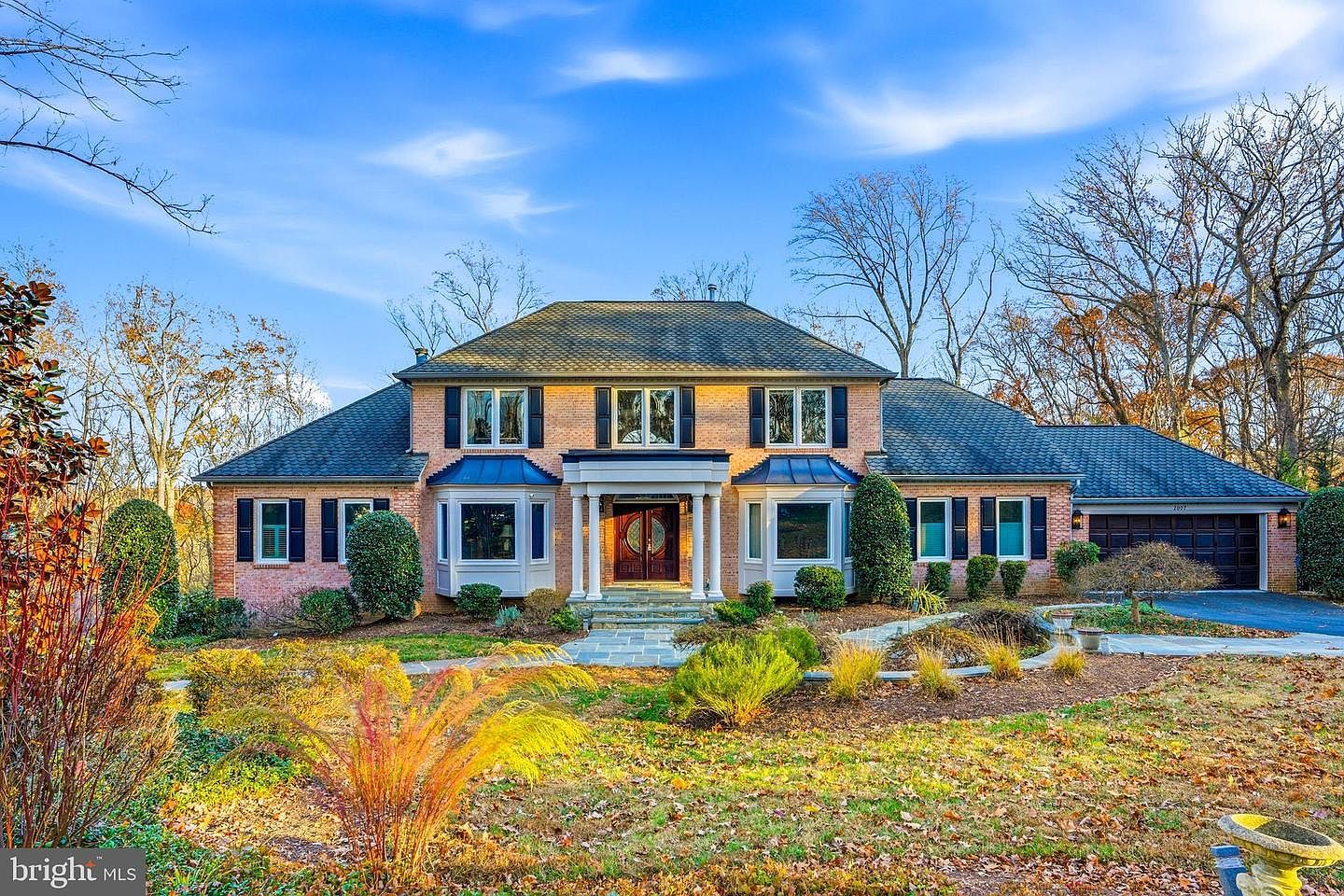 2007 Spring Branch Dr Vienna, VA 22181 - Thumbnail 2