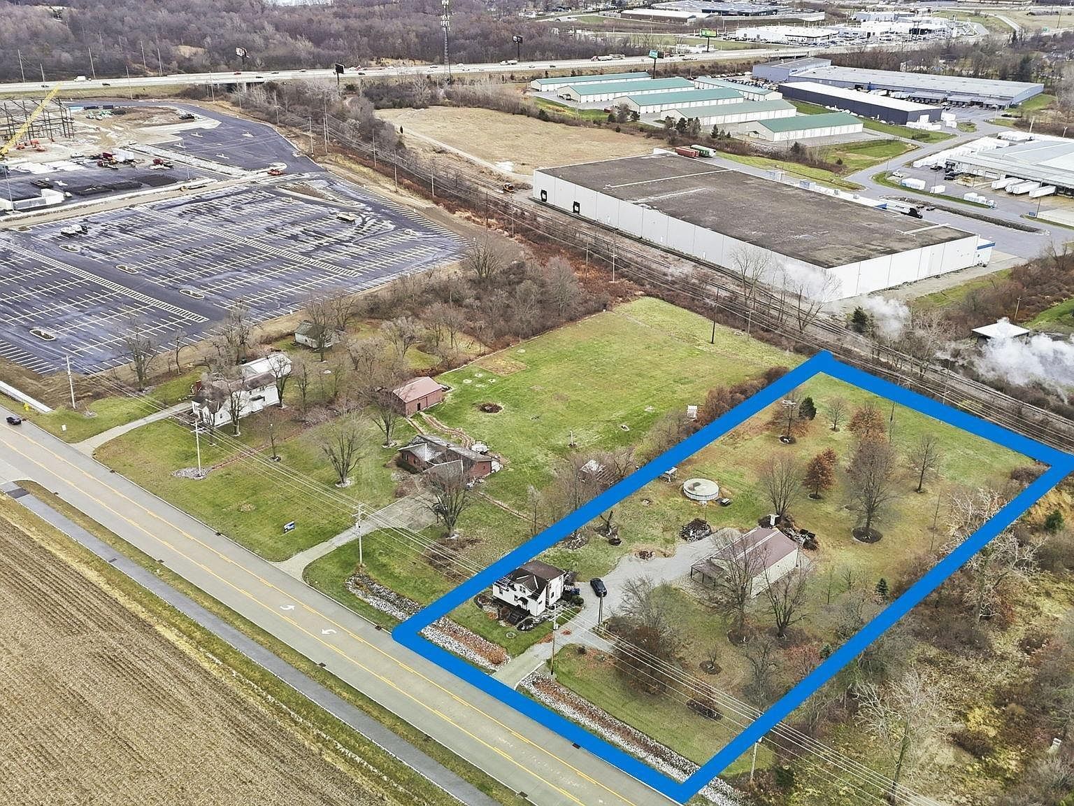 6715 Bass Rd Fort Wayne, IN 46818 - Thumbnail 2