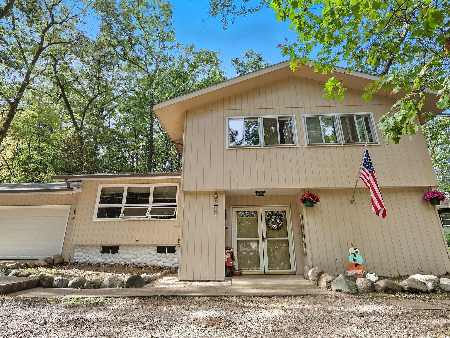 855 Sylvan Dr Battle Creek, MI 49017 - Thumbnail 2