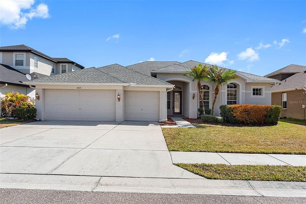 4820 Portmarnock Way Zephyrhills, FL 33543 - Thumbnail 2