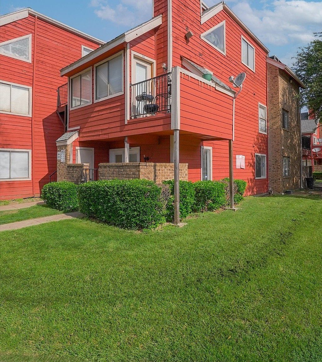 9825 N Walnut St #M103 Dallas, TX 75243  | Condominium