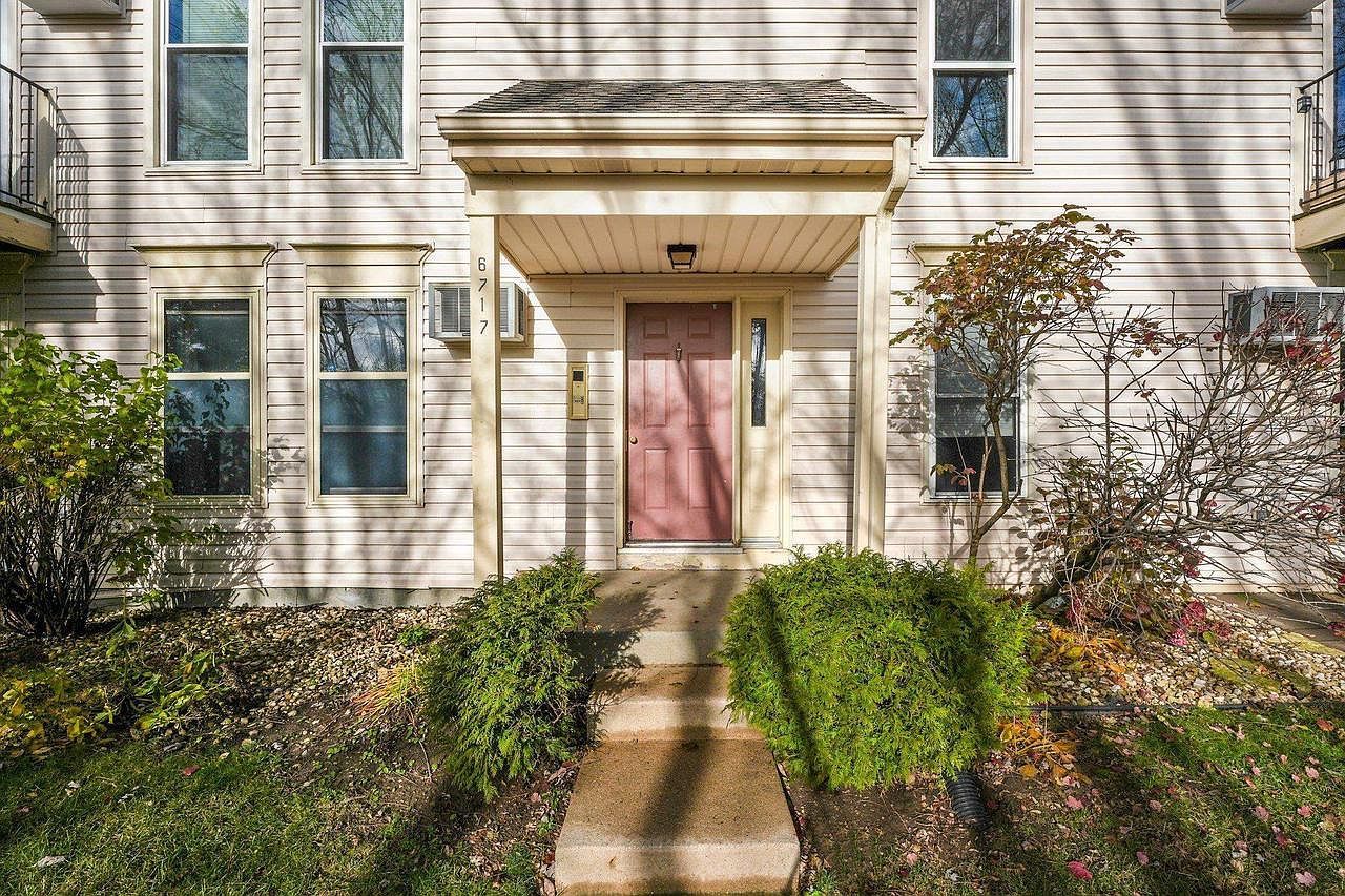 6717 Park Edge Dr APT A Madison, WI 53719 - Thumbnail 2