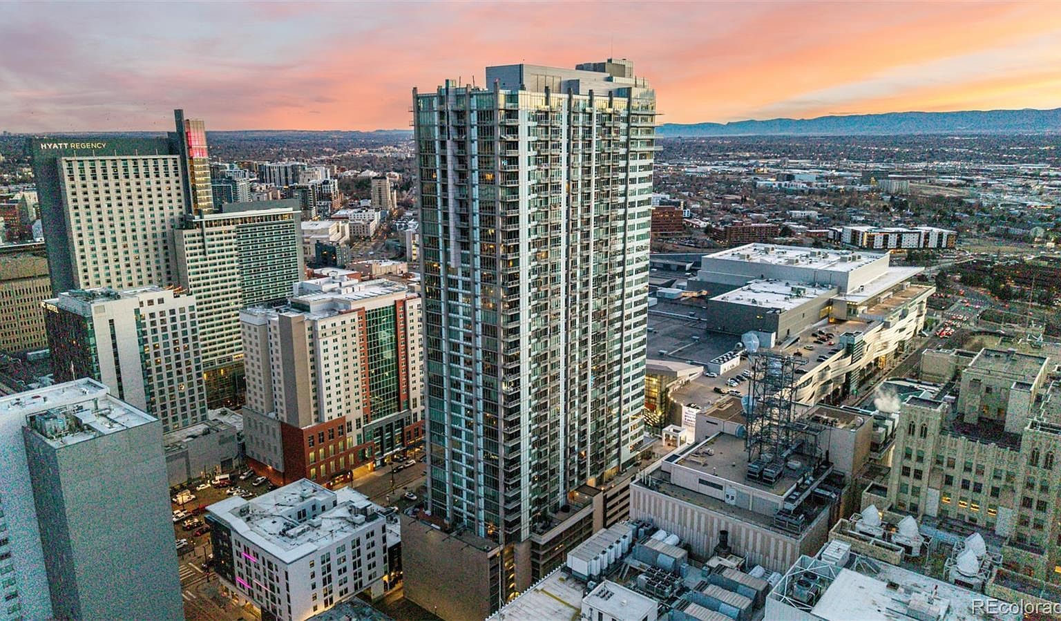 891 14th St Unit 2704 Denver, CO 80202 - Thumbnail 2