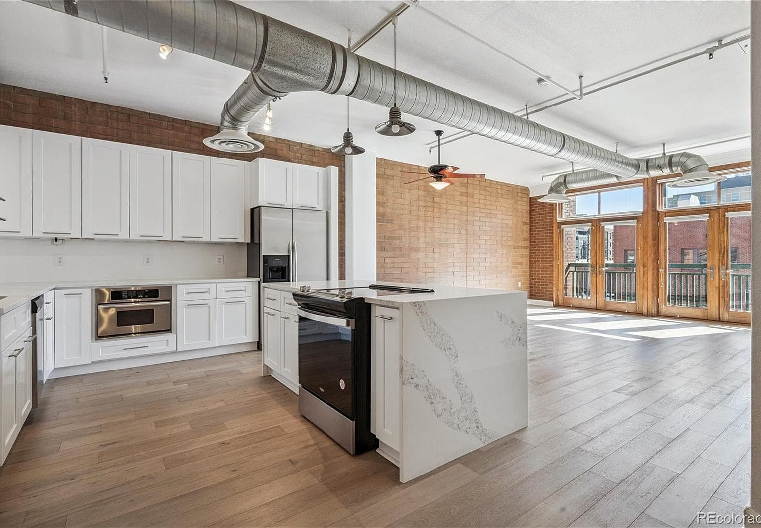 2245 Blake St APT F Denver, CO 80205 - Thumbnail 2