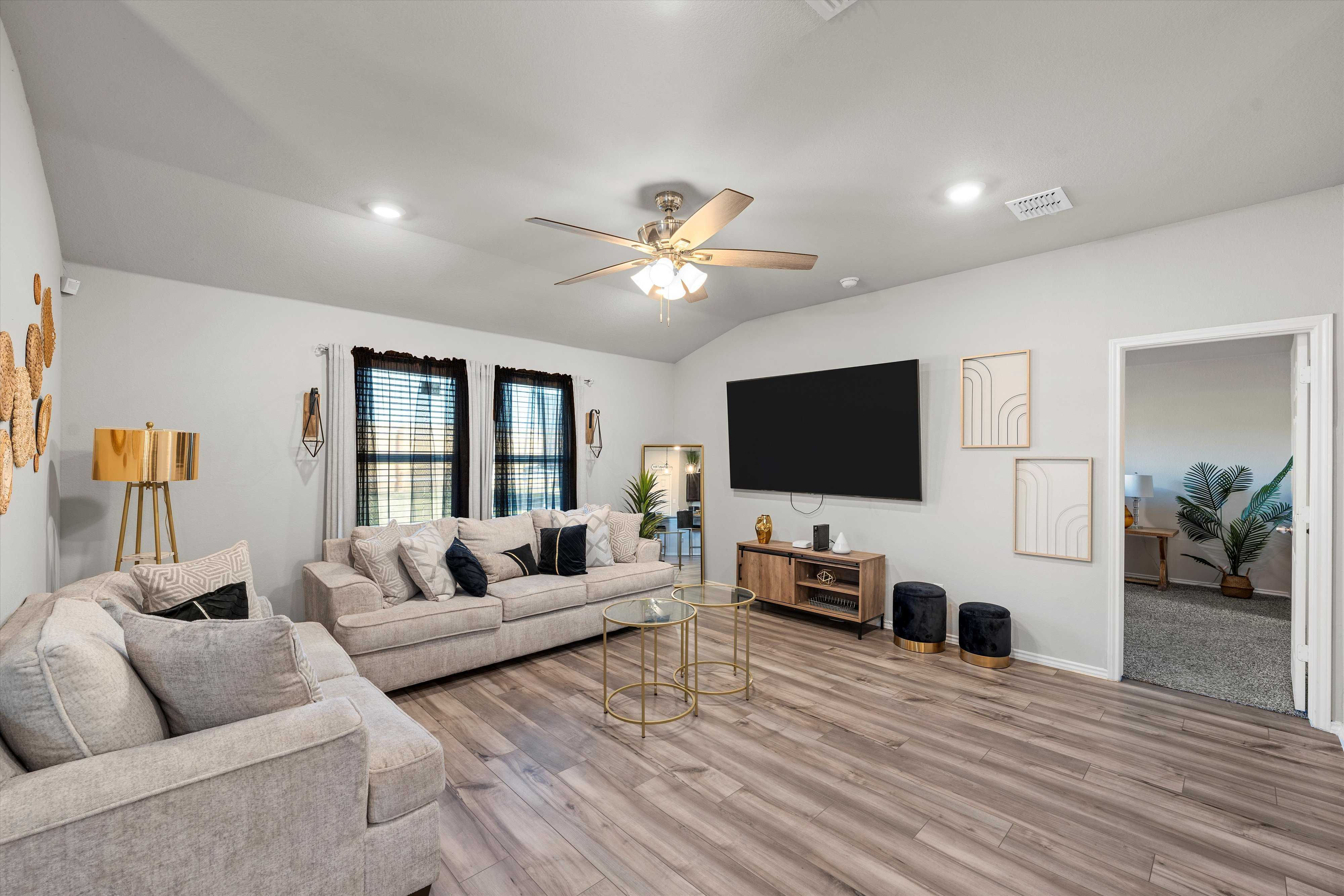 7009 Llano Drive, China Spring, TX, USA, 76633 - Thumbnail 5