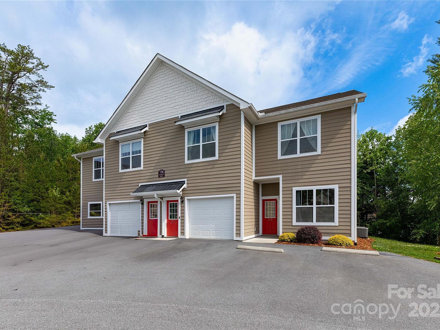 138 Foxden Dr #102 Fletcher, NC 28732 | Condominium