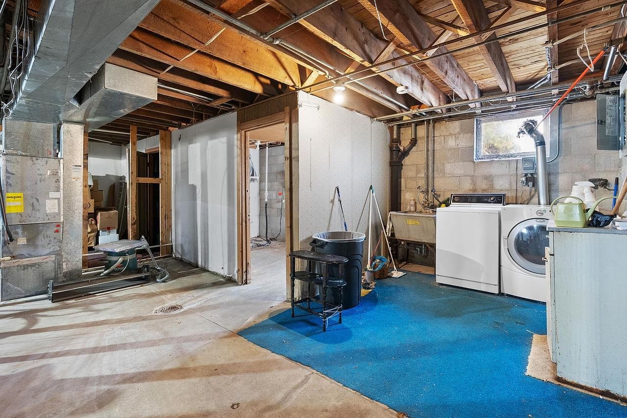 13 Mechanic St Edgerton, WI 53534 | Multi Family