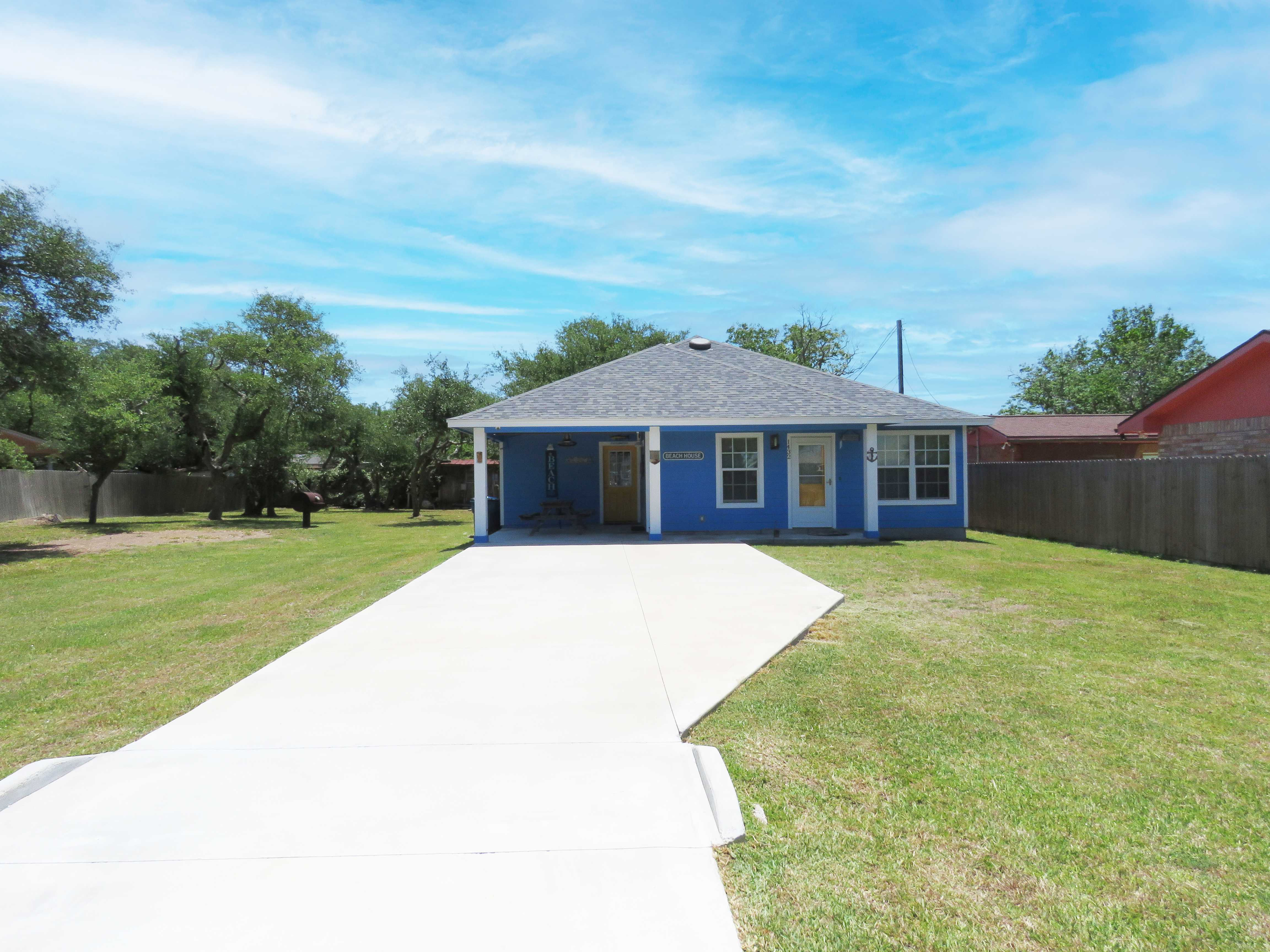 1432 Young Street, Rockport, TX, USA, 78382 - Thumbnail 2