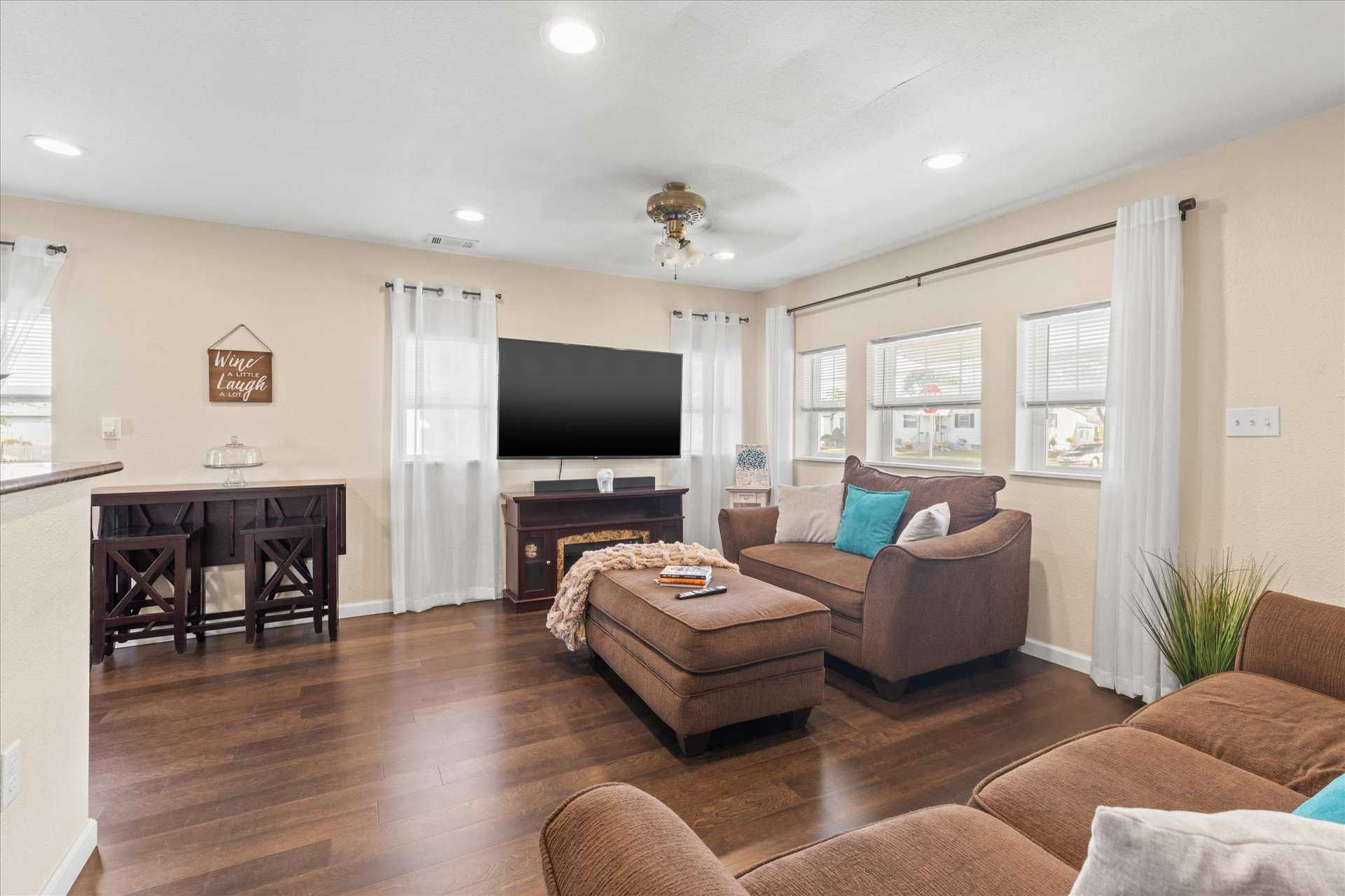 3403 South 20th Street, Milwaukee, WI, USA, 53215 | Single Family