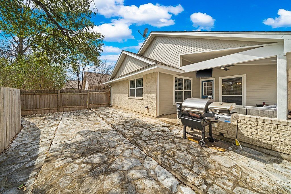 127 Terrace Ln Kerrville, TX 78028  | Single Family