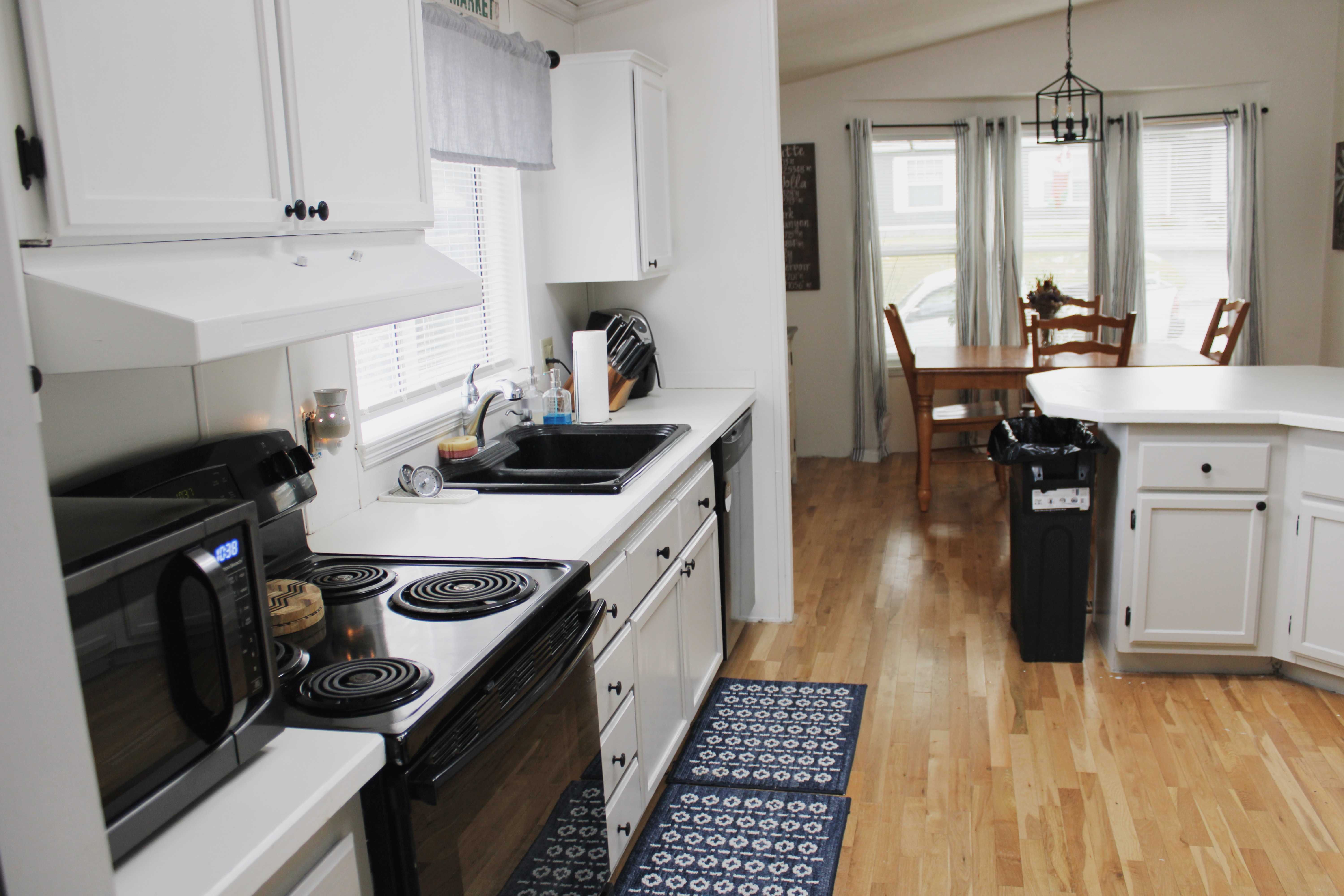 3221 48th Street Court East, Tacoma, WA, USA, 98443 | Mobile Home