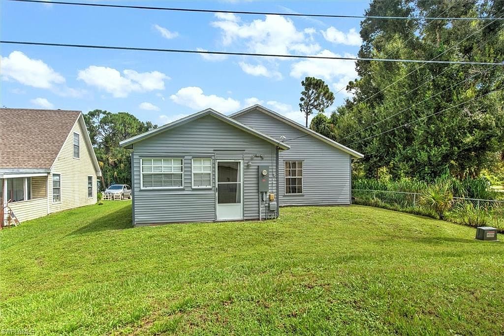 509 Capitol St North Fort Myers, FL 33903  | Single Family