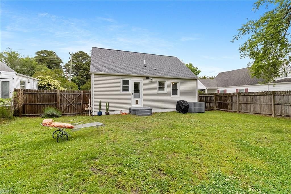 537 Timothy Ave Norfolk, VA 23505  | Single Family