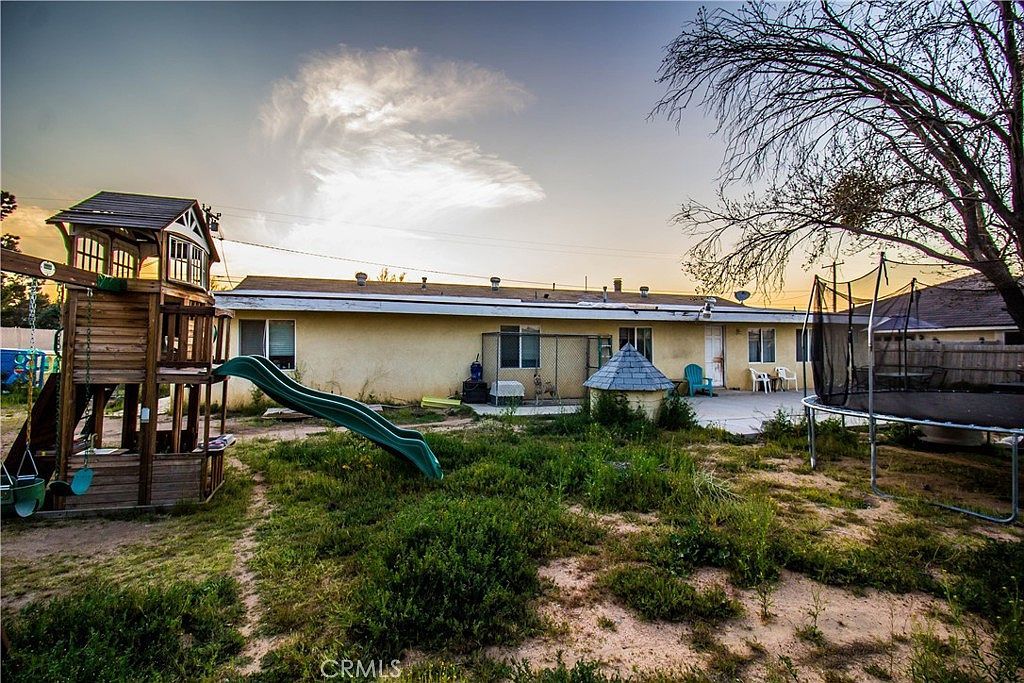 7449 Redwood Ave Hesperia, CA 92345 | Single Family